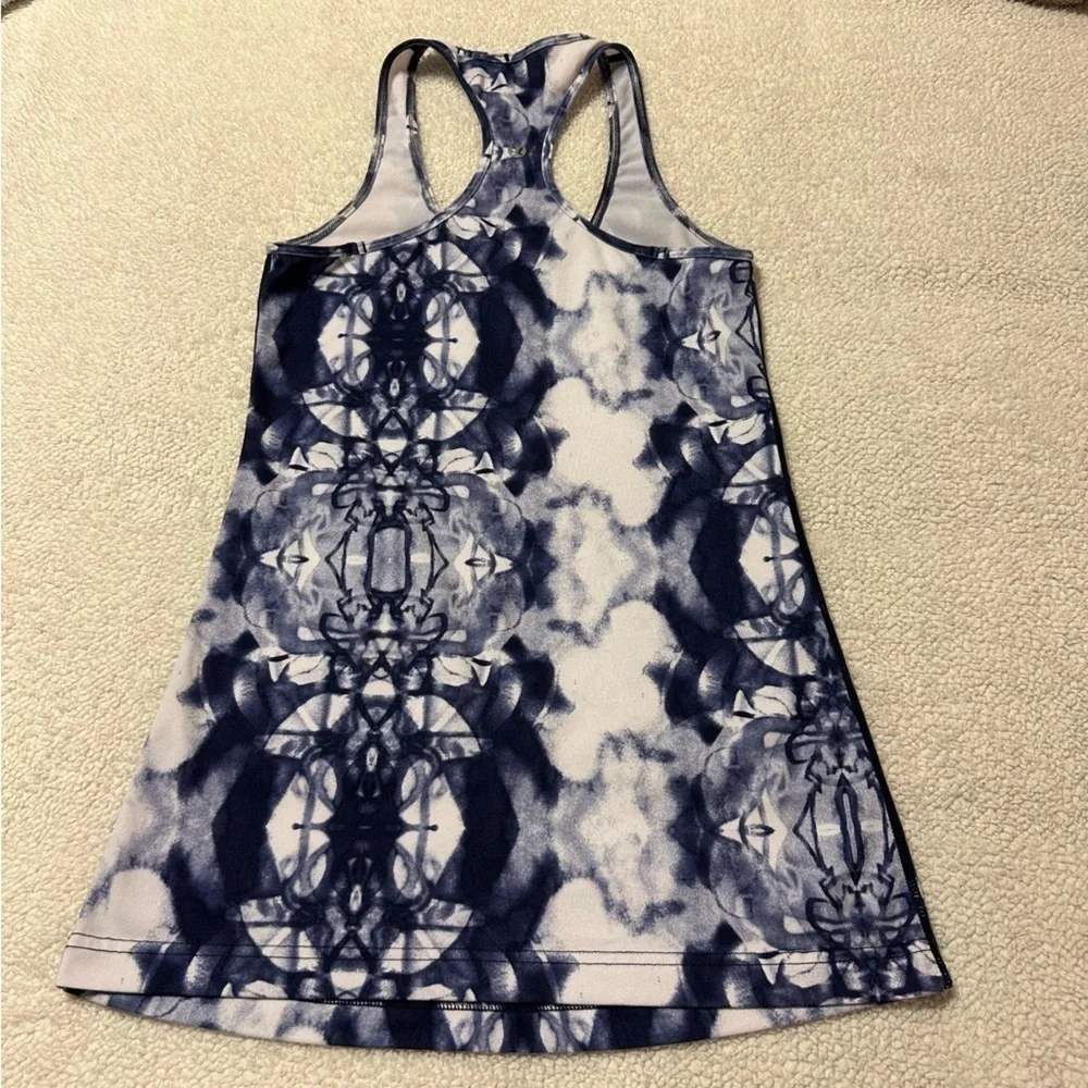 Lululemon Cool Racerback Tank Top Ink Blot White Deep Indigo Tie Dye